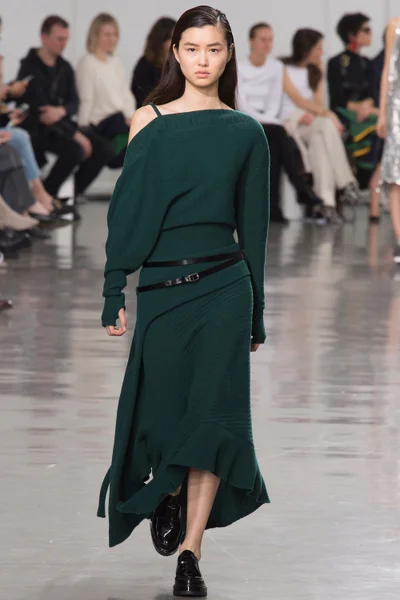 Look 5